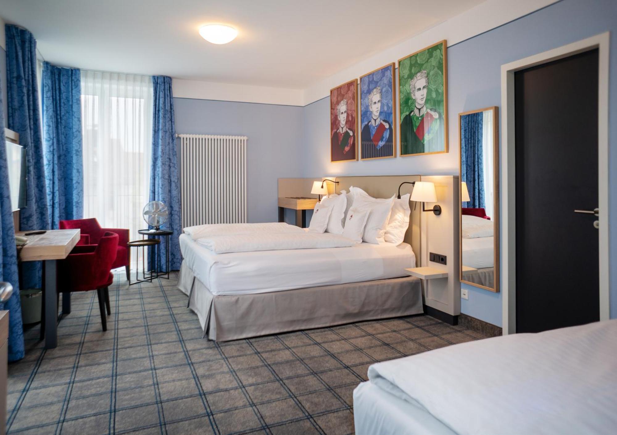 Hotel Koenig Ludwig II Garching bei München Dış mekan fotoğraf