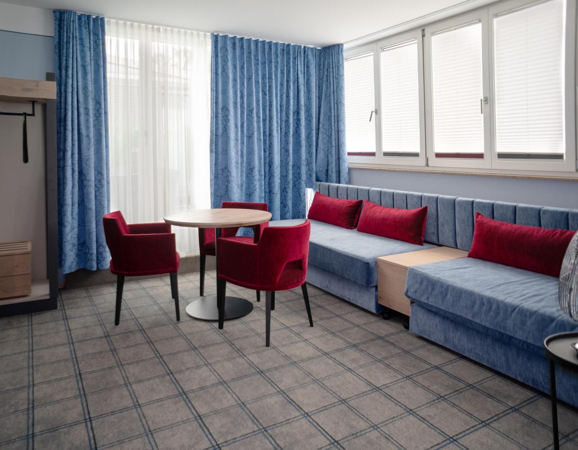 Hotel Koenig Ludwig II Garching bei München Dış mekan fotoğraf